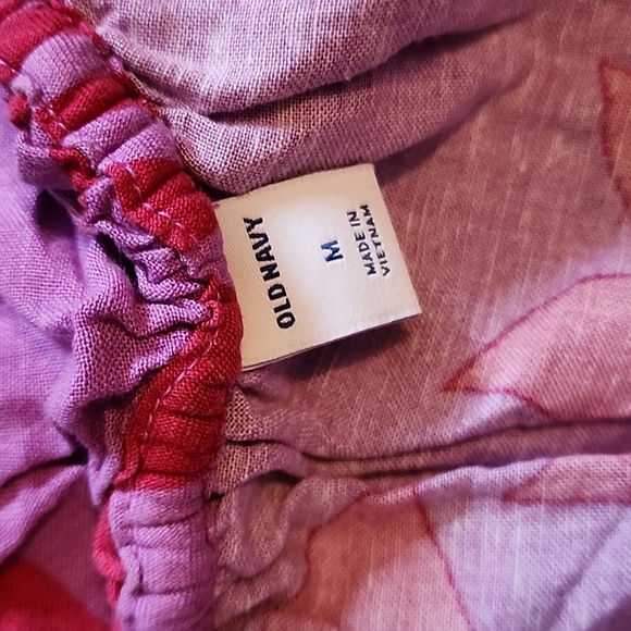 Old Navy Womens Medium one sleeve tank - Picture 2 of 3